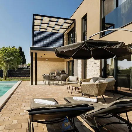 Sofija By Awaytocroatia